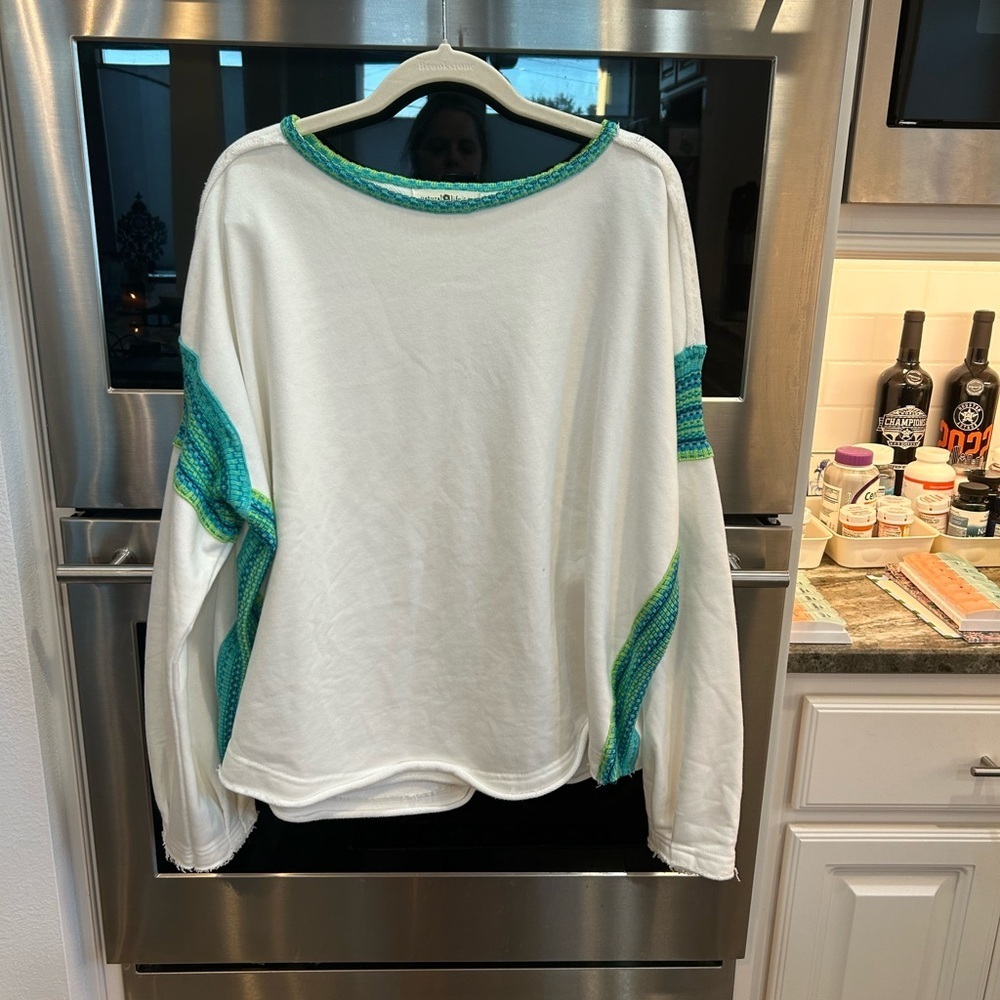 NATURAL LIFE embroidered Women's Jersey Top L/XL a few stains GUC distressed hem